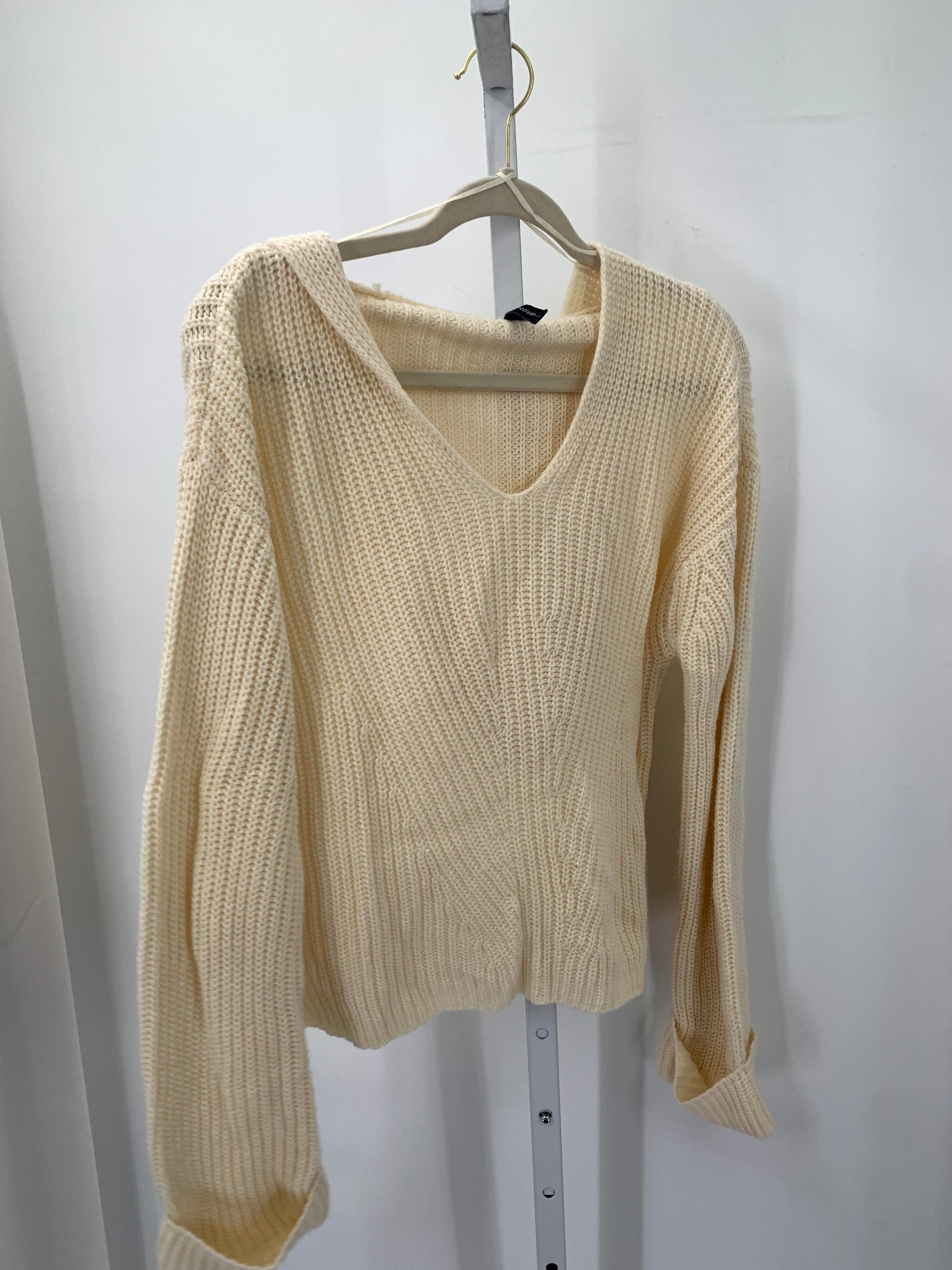 Size Large Juniors Long Sleeve Sweater