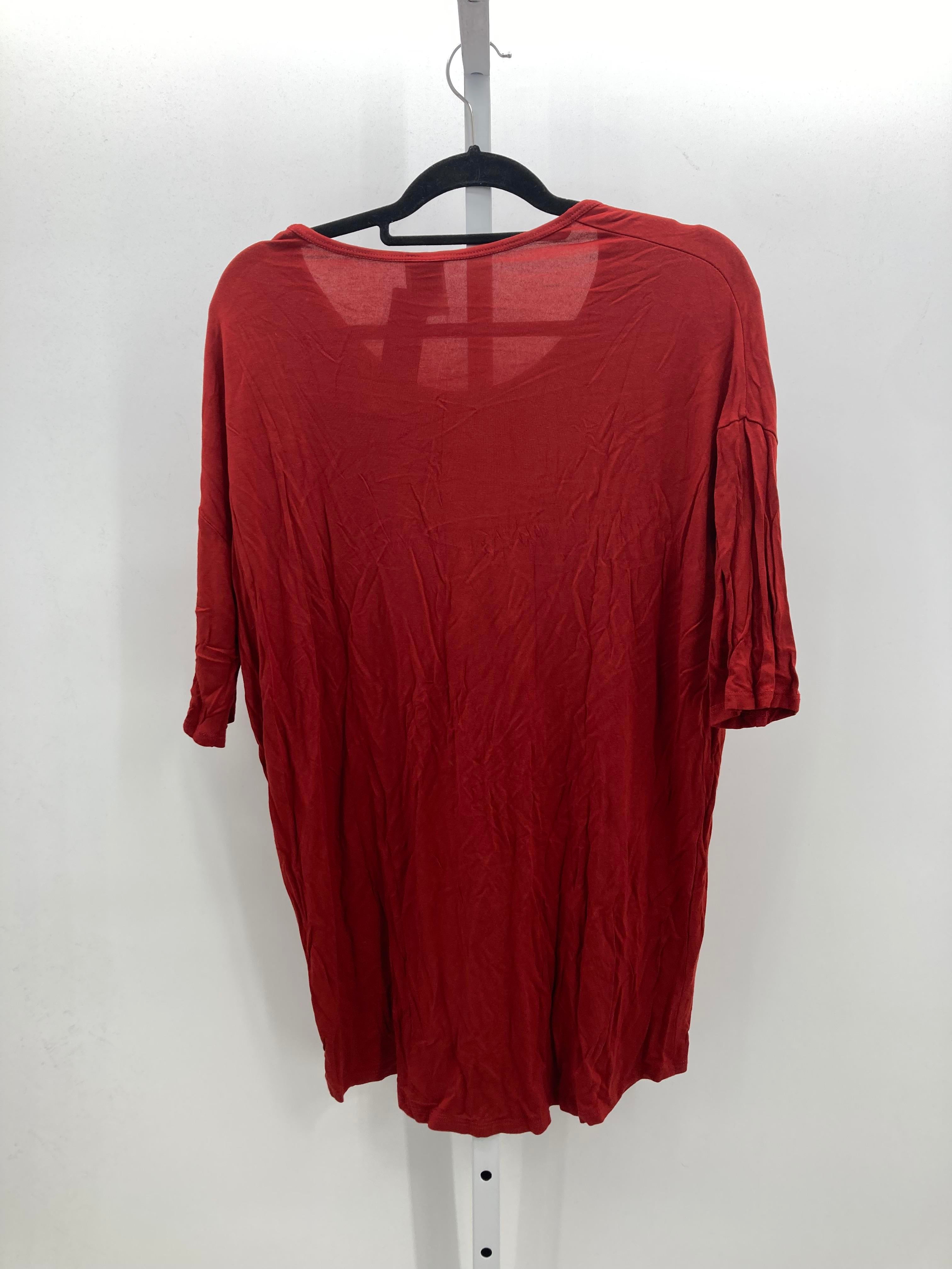 Size Medium Misses Short Sleeve Shirt