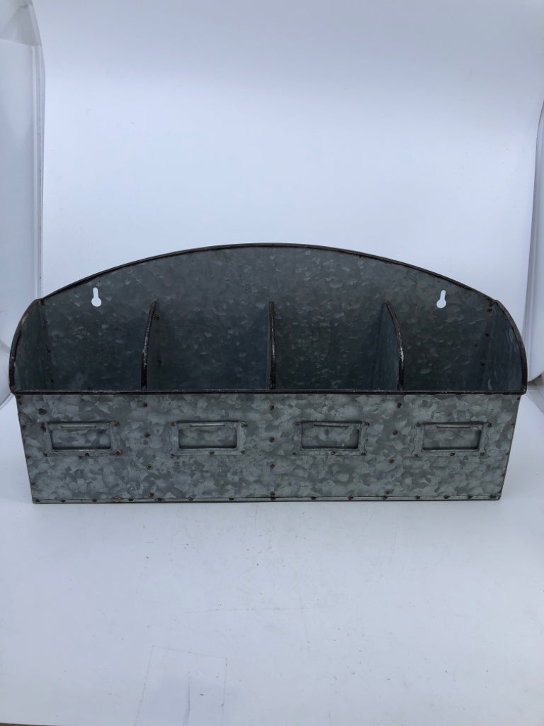 GALVANIZED METAL CADDY WALL HANGING.