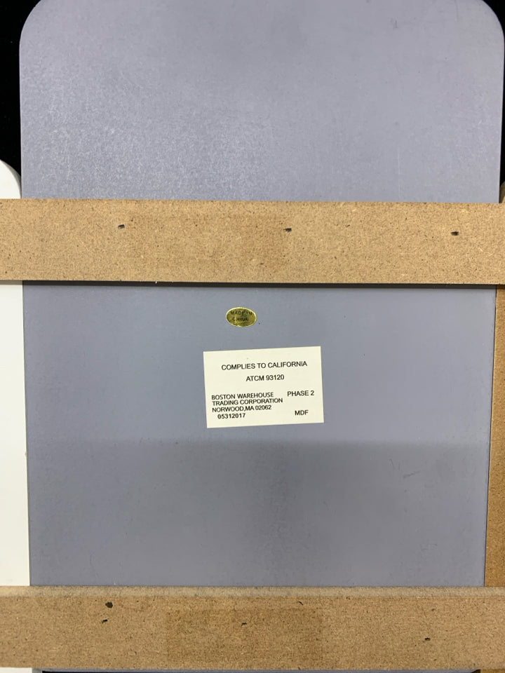 EAT CUTTING BOARD WALL HANGING.