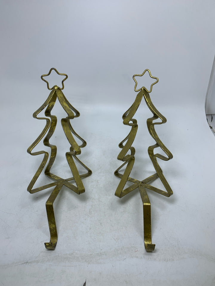 2 GOLD METAL CHRISTMAS TREE STOCKING HANGERS.
