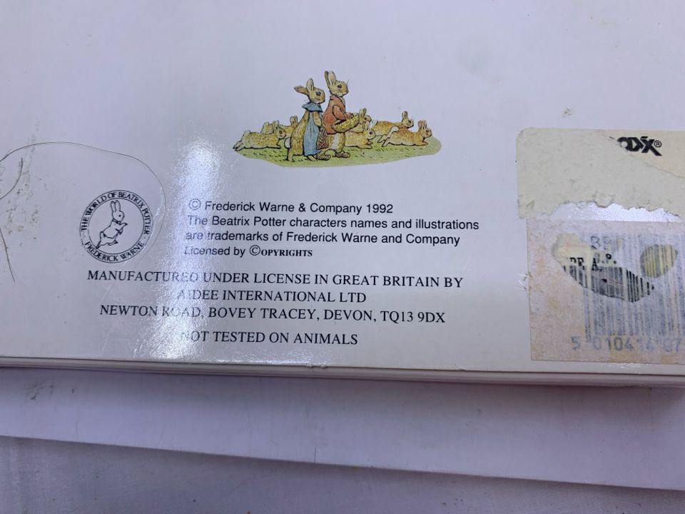 NIB SOAP AND DISH "PETER RABBIT" SET