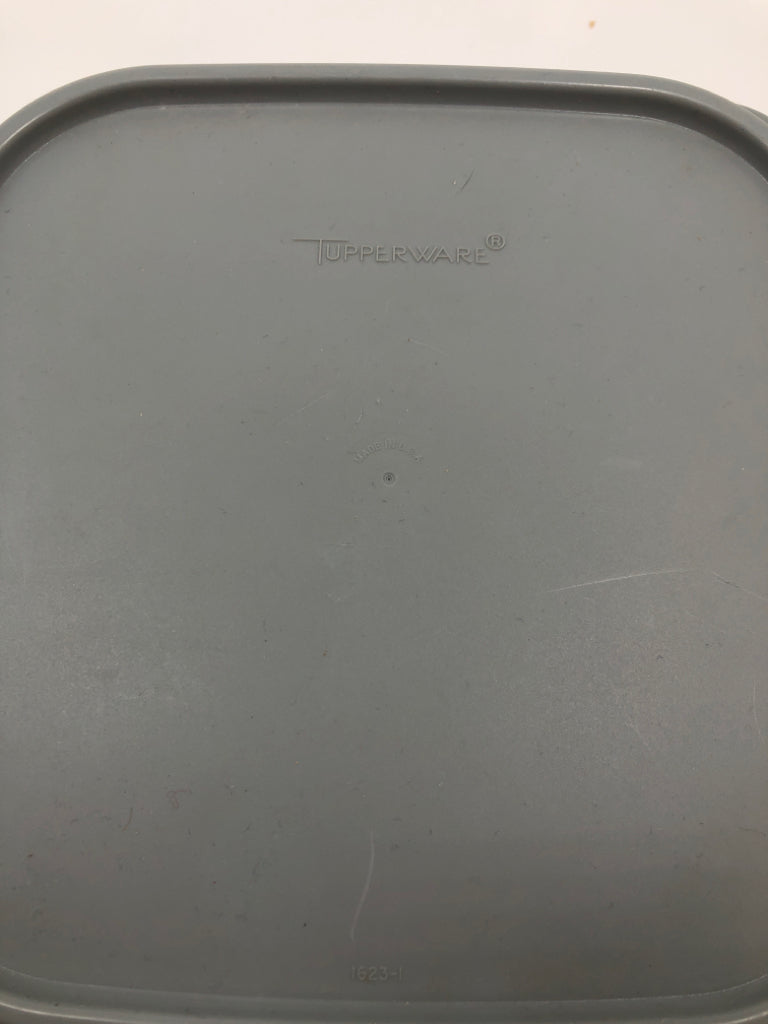 VTG MEMORY MATES STORAGE BOX SQUARE - TUPPERWARE.