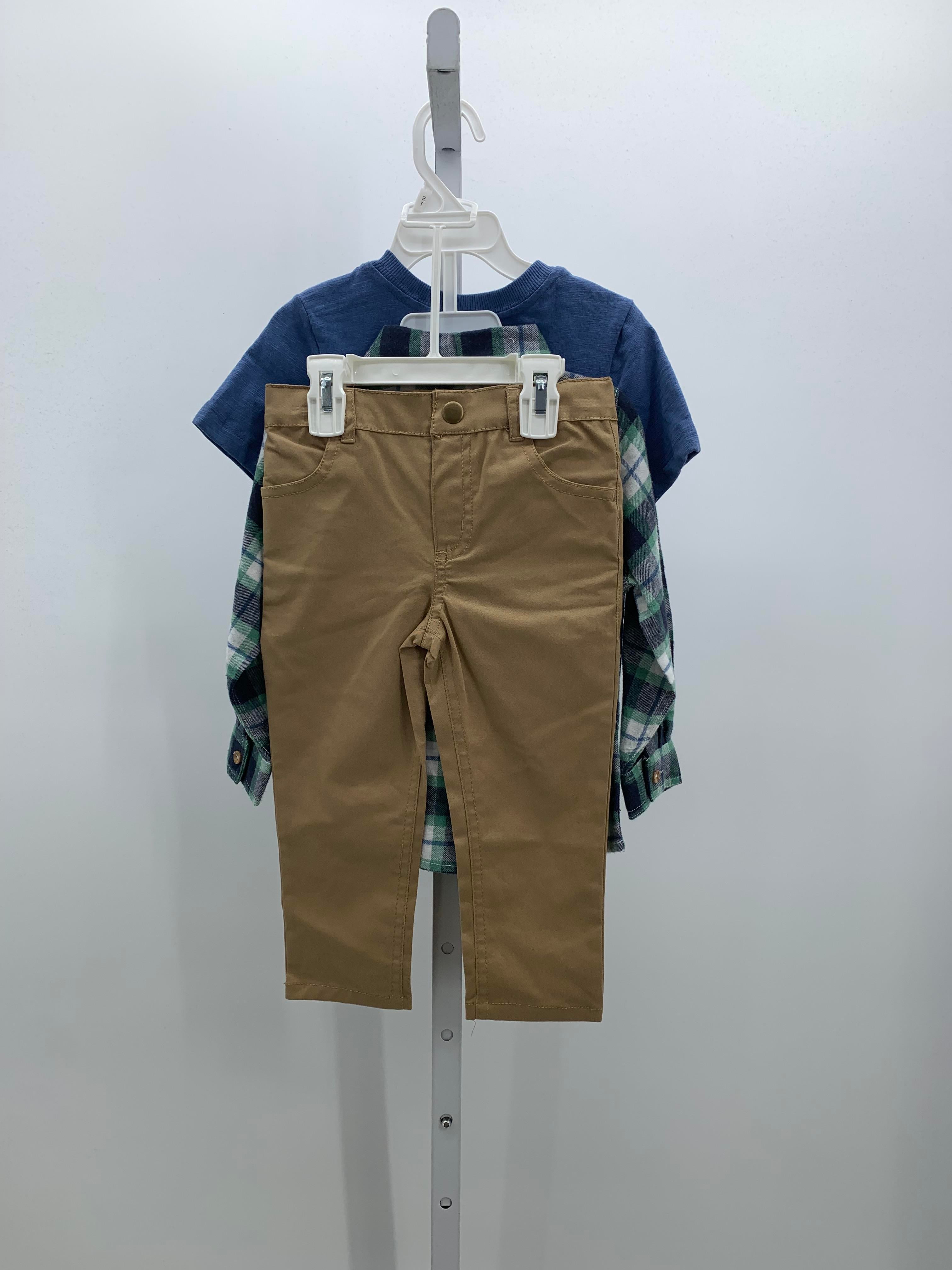 HENLEY SHIRT BROWN PANTS PLAID SHIRT.