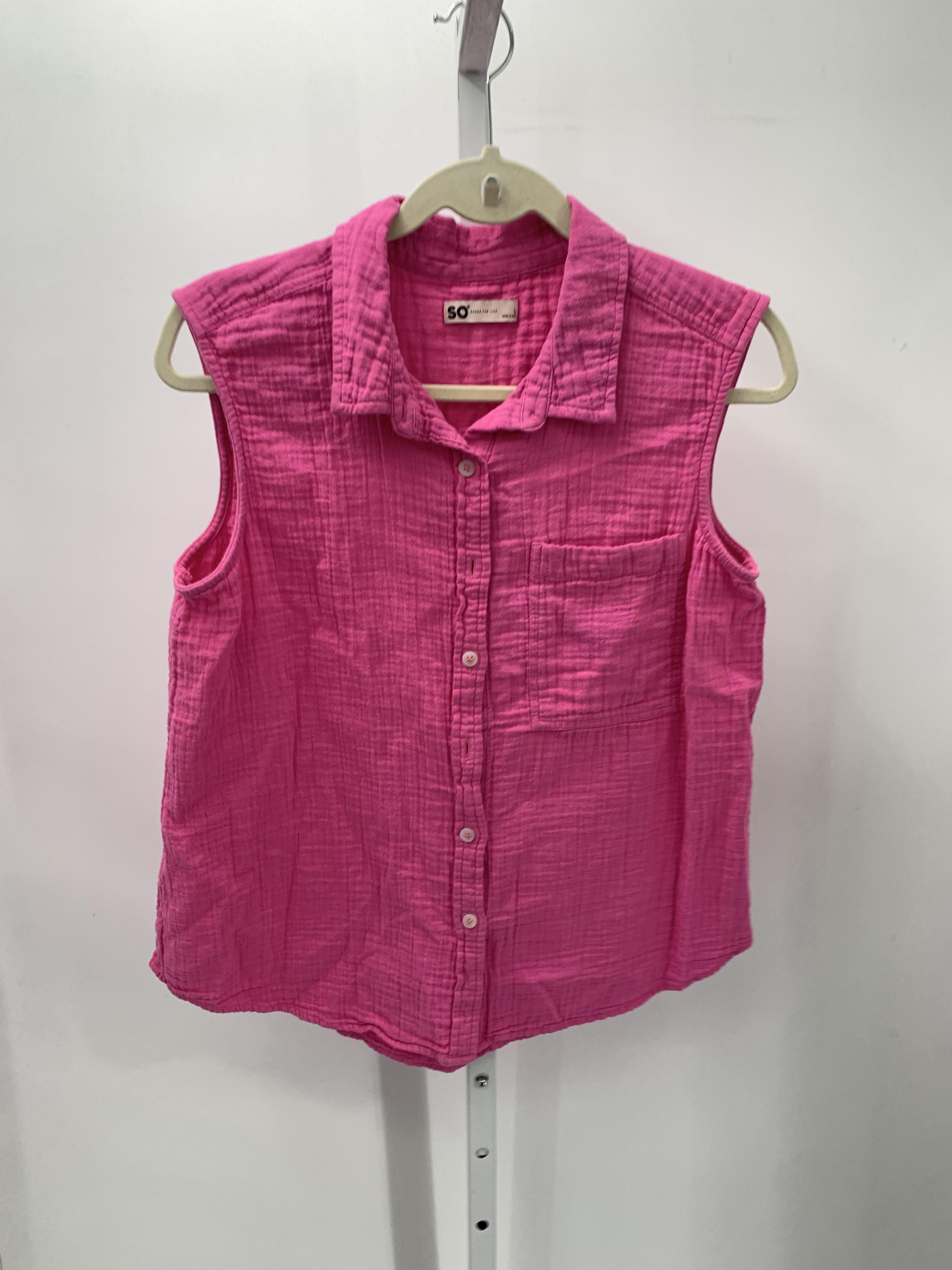 SO Size Large Juniors Sleeveless Shirt