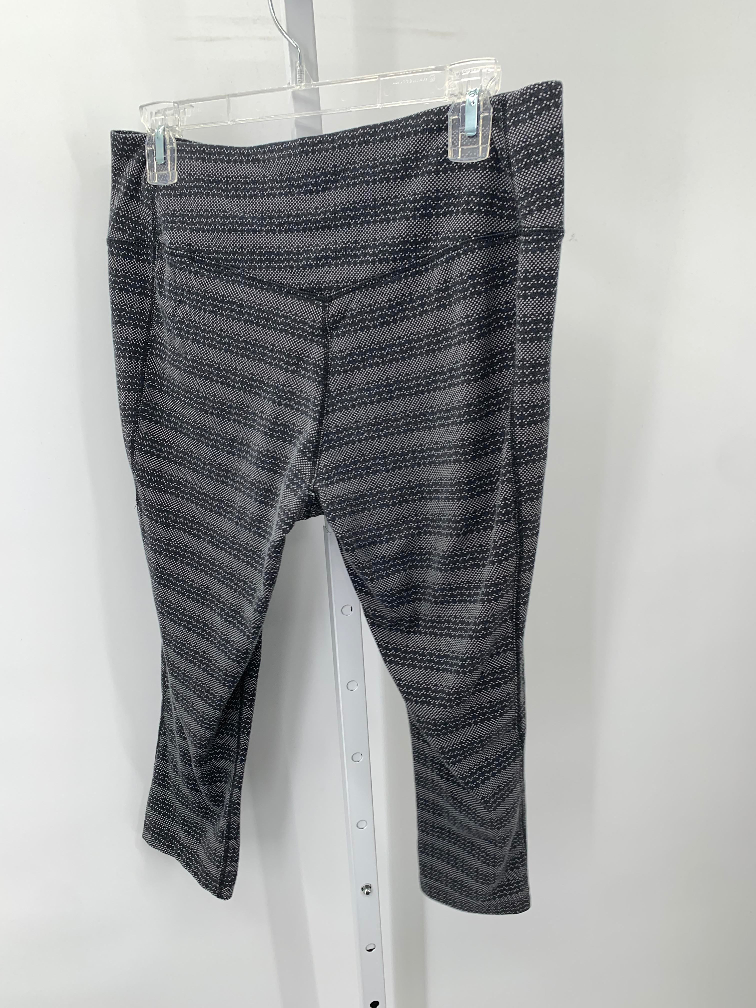 Nike Size Large Misses Leggings