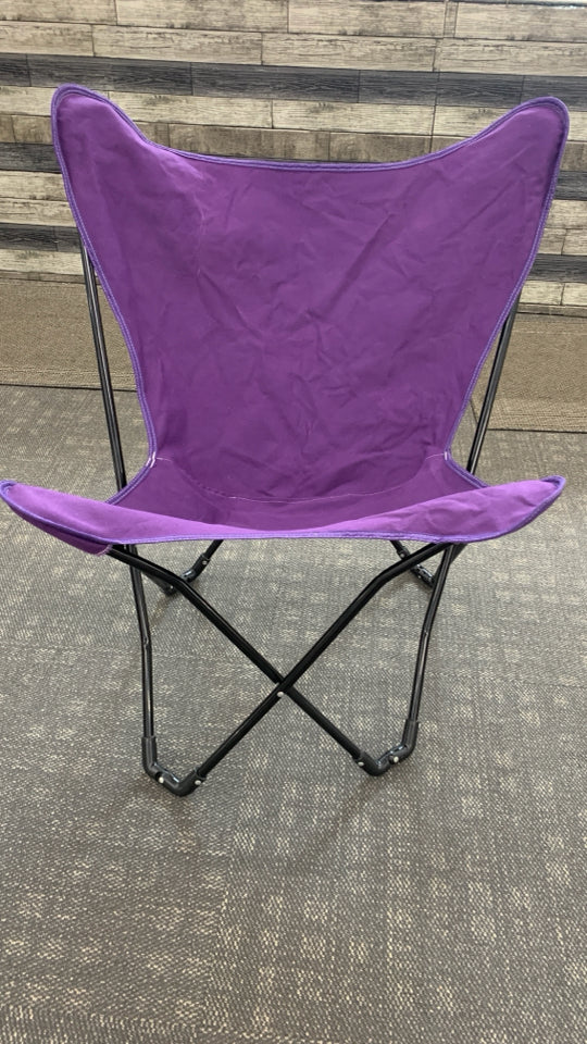 PURPLE BUTTERFLY CANVAS CHAIR.