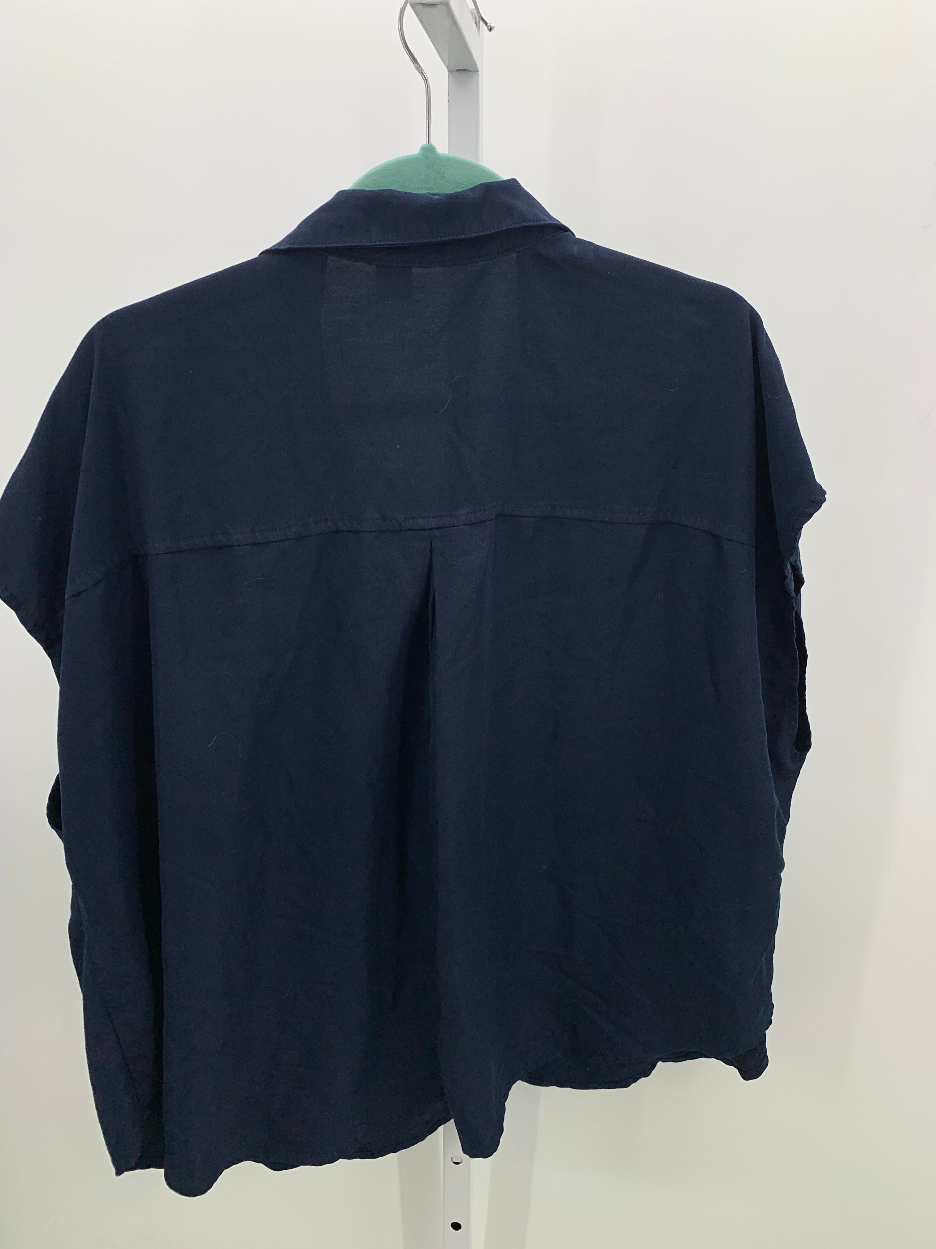 Old Navy Size XXL Misses Short Sleeve Shirt