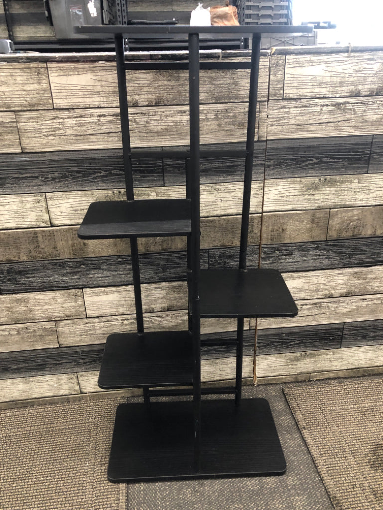 BLACK 5 SHELF PLANT STAND.