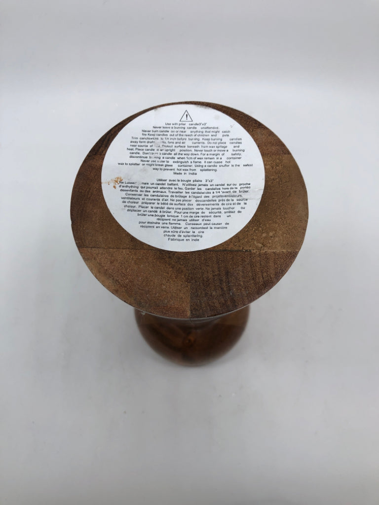 WOODEN CANDLE HOLDER.