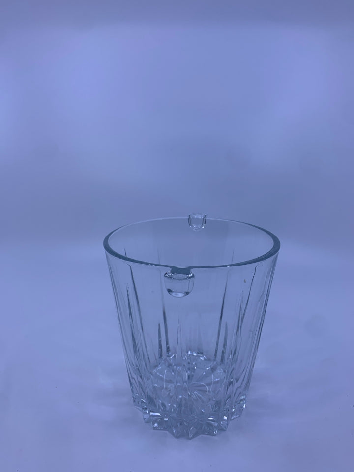 SMALL GLASS ICE BUCKET.