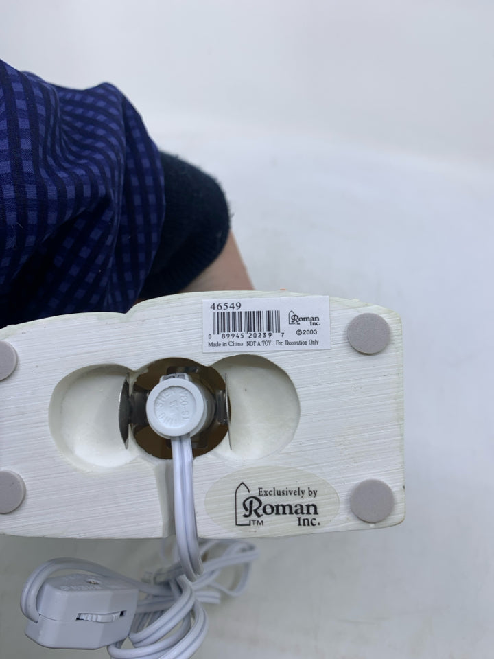 RESIN CROSS W/ ANIMALS BIBLE VERSE.