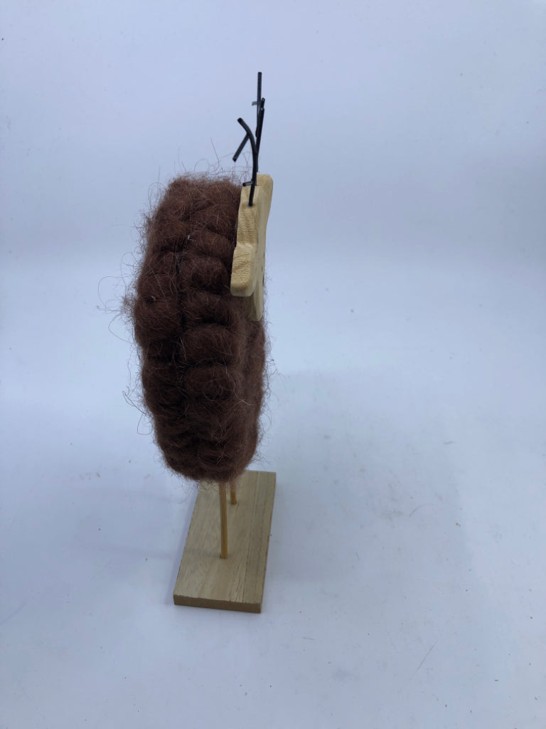 BROWN SHEEP ON WOOD STAND DECOR.