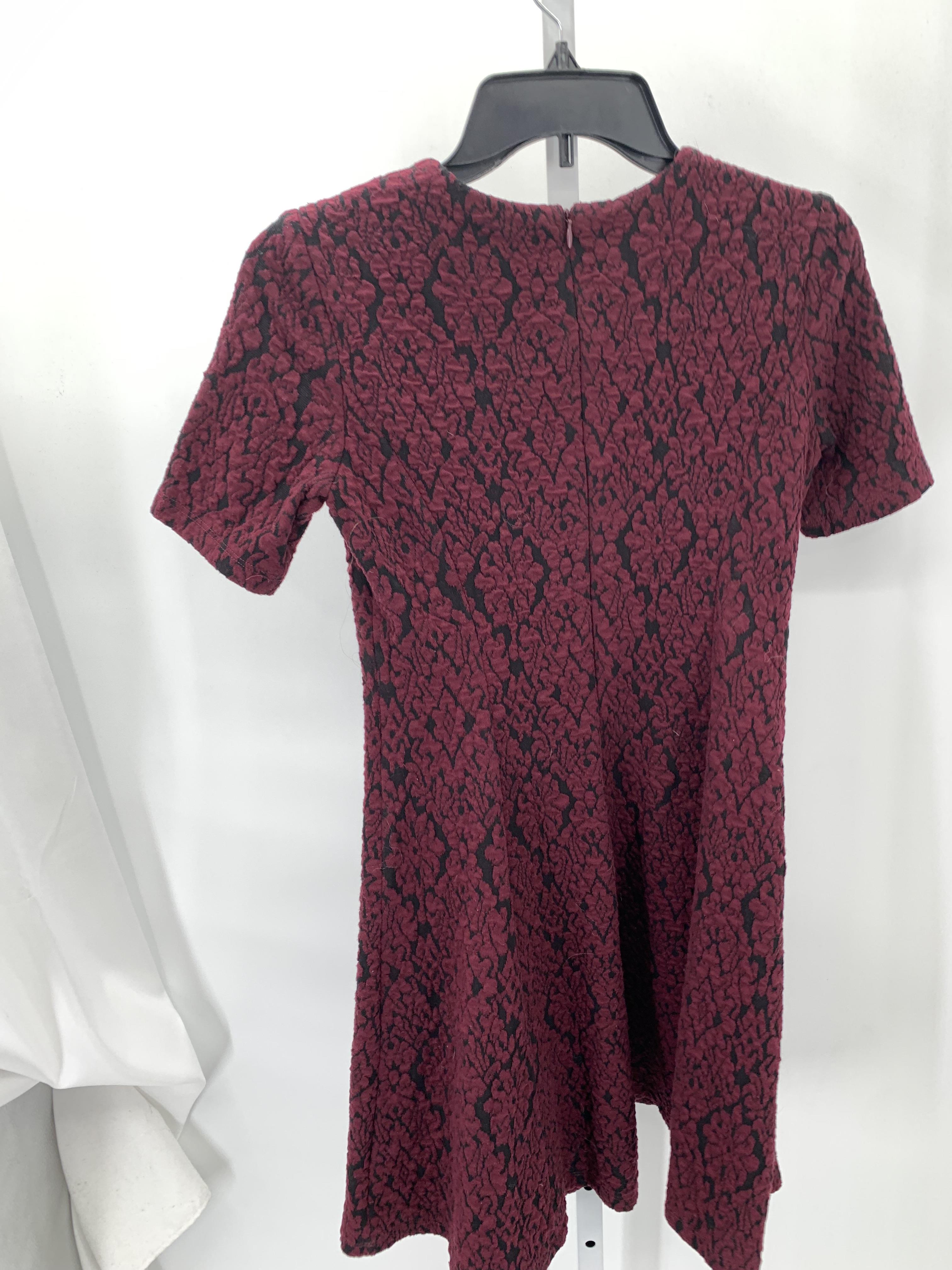 London Style Size 2 Petite Petite Short Sleeve Dress