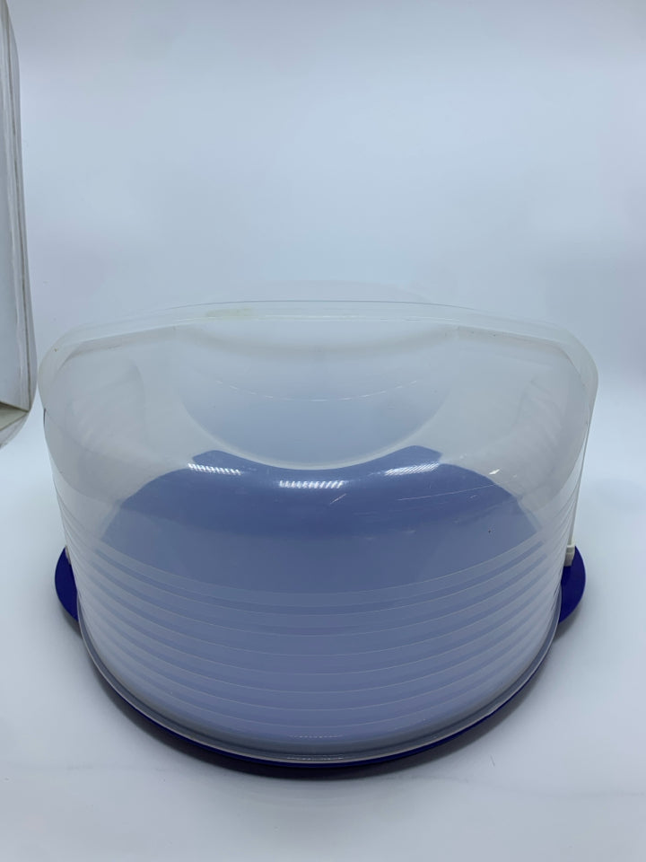 VTG TUPPERWARE ROUND CAKE SAVER.