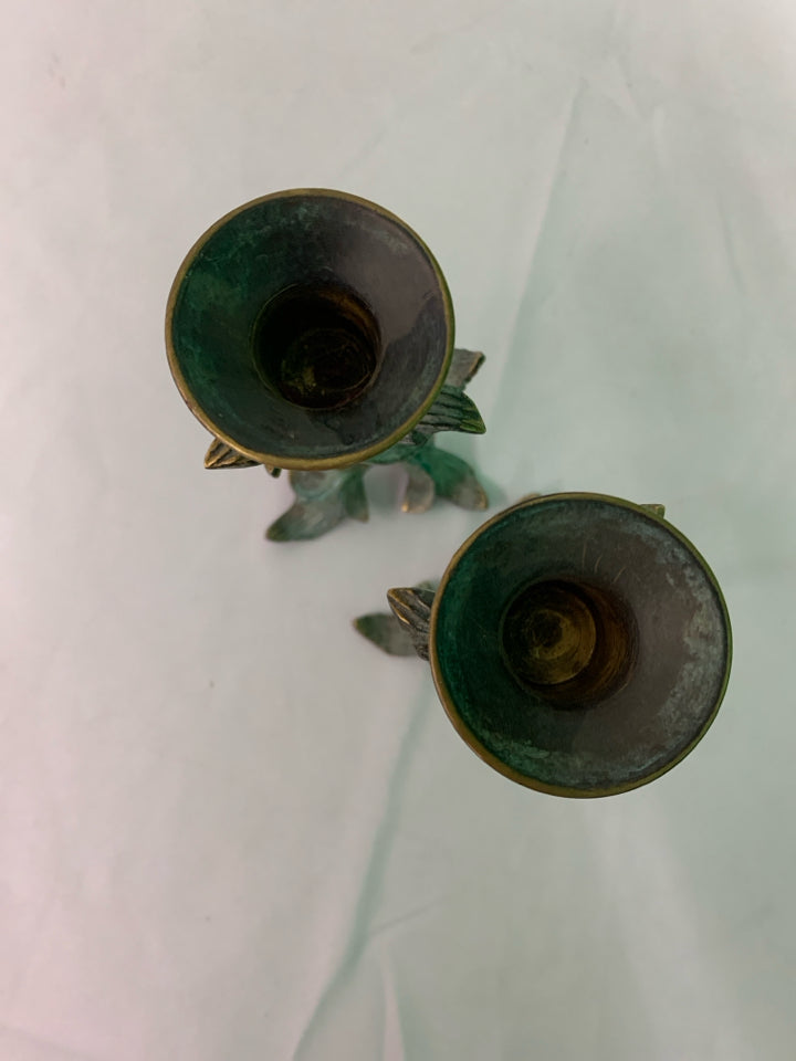 2 GREEN DISTRESSED TAPER CANDLE HOLDER.
