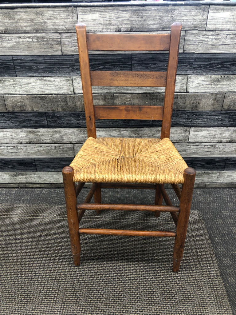 VTG WOOD ACCENT CHAIR W/WOVEN SEAT.
