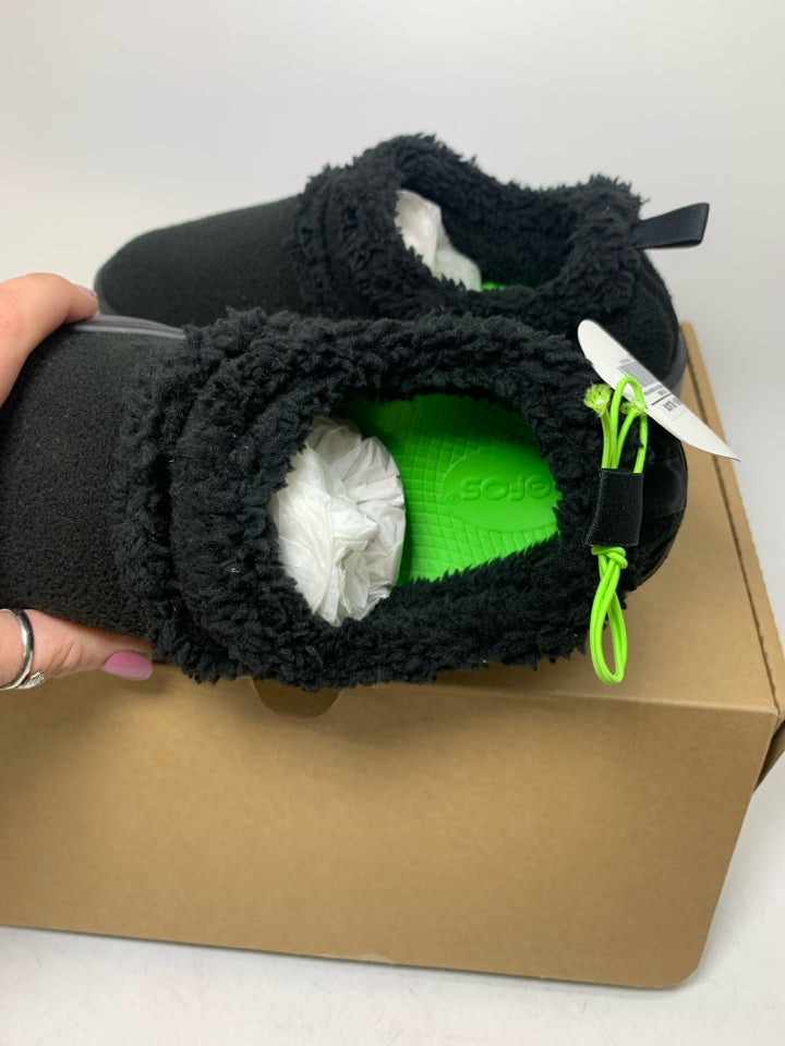 Oofos Oocoozie Low Slip On Recovery Shoes- New In Box