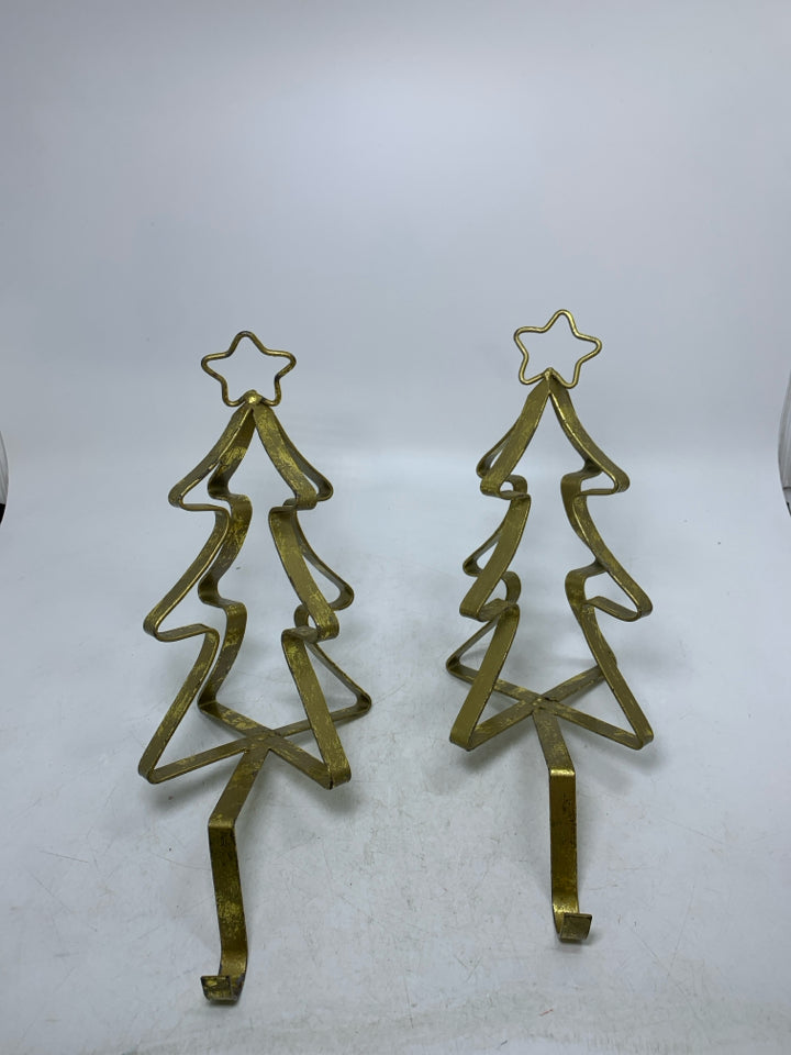2 GOLD METAL CHRISTMAS TREE STOCKING HANGERS.