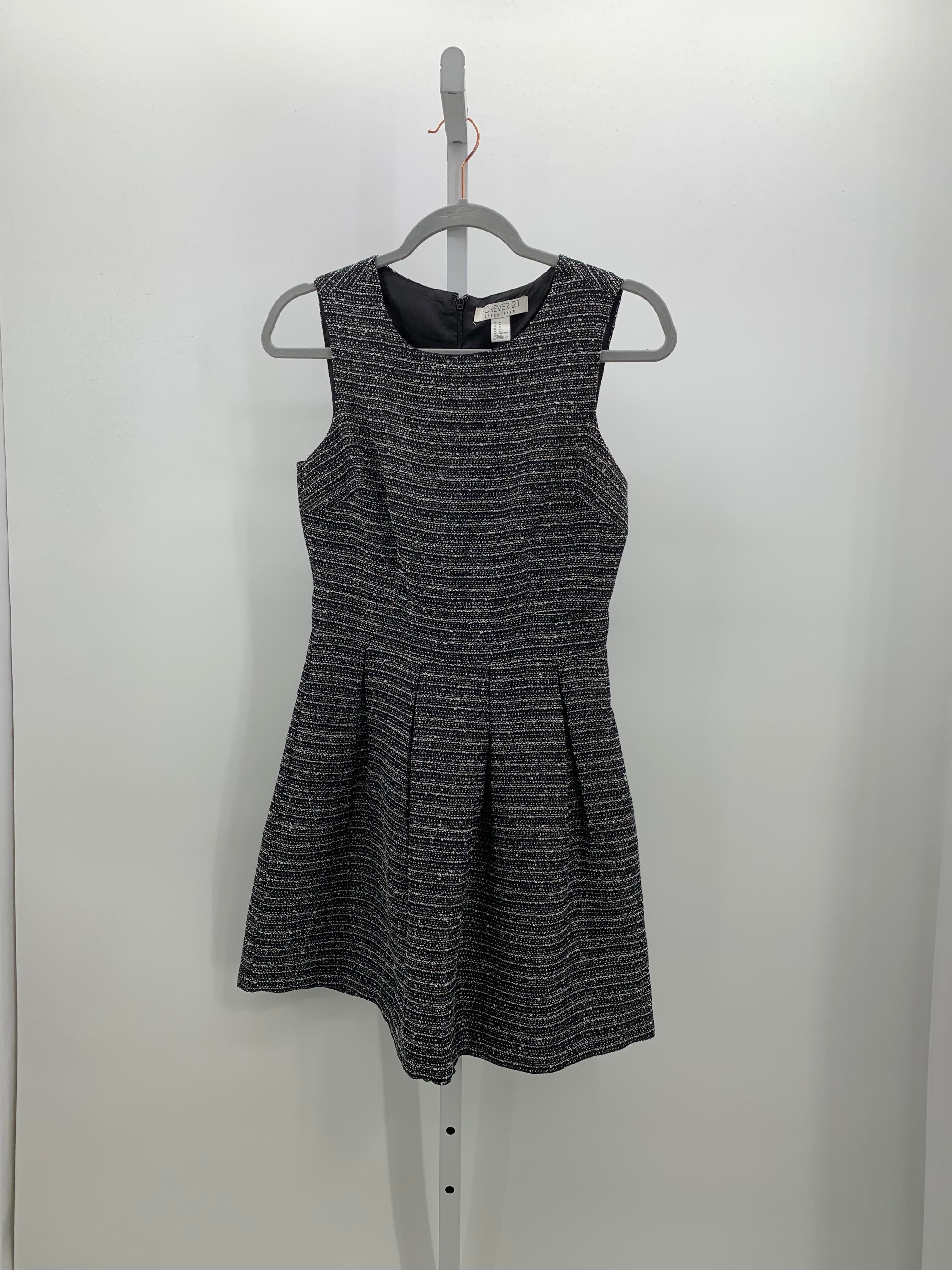 Forever 21 Size Small Juniors Sleeveless Dress