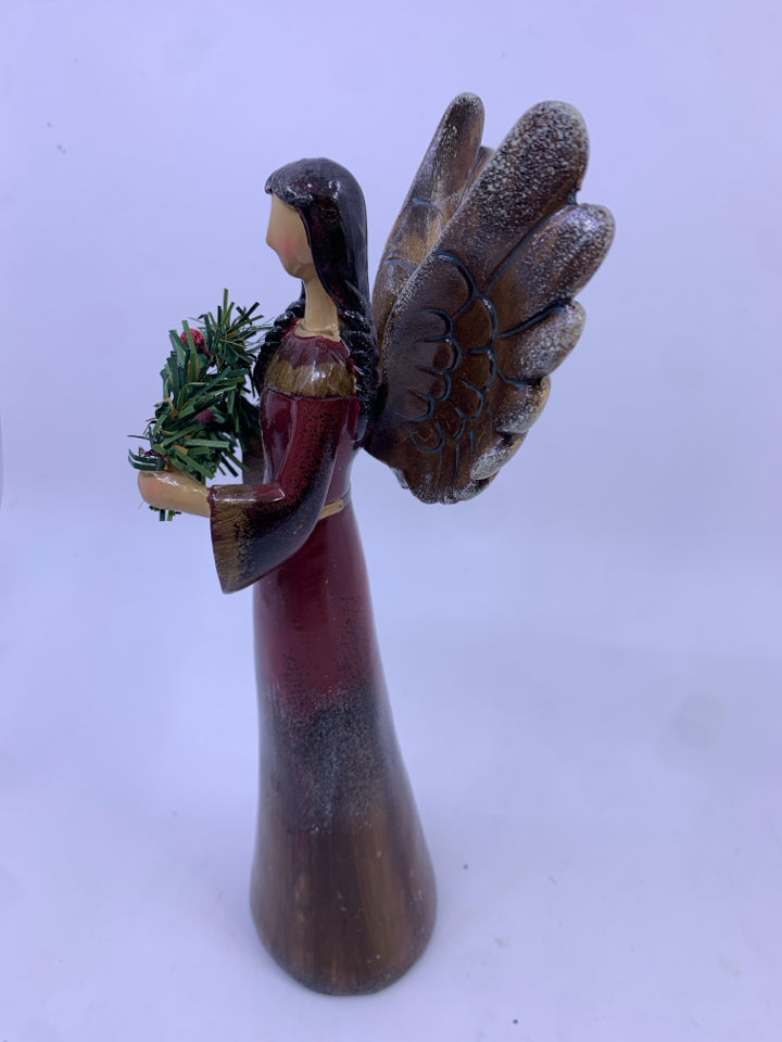 RESIN DARK BROWN HAIR ANGEL HOLDING HOLIDAY WREATH.