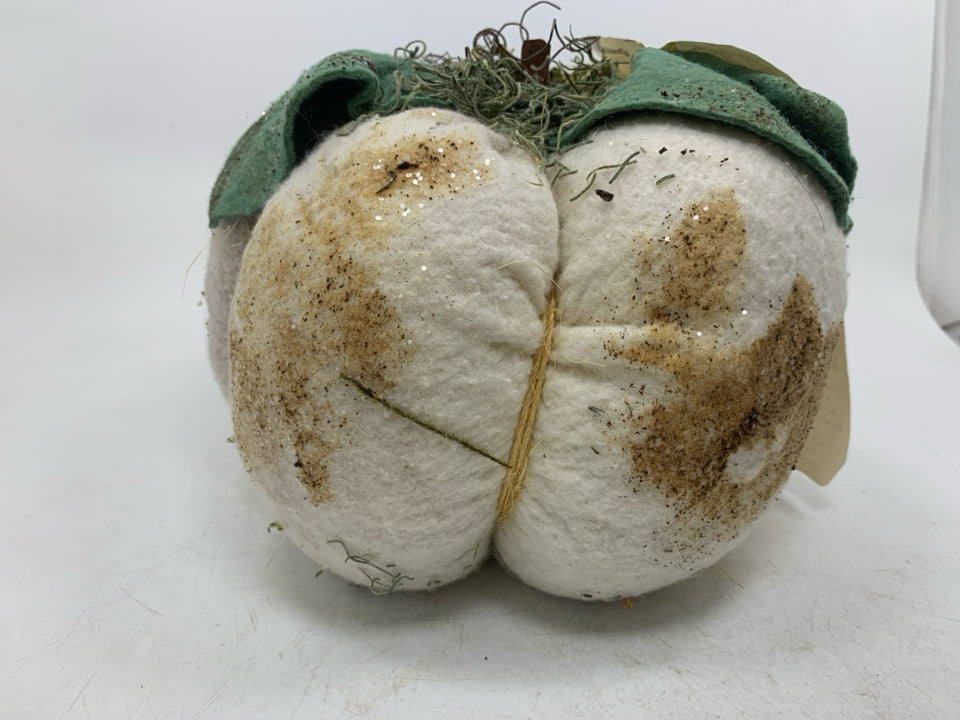 PLUSH 'WHITE FROST' DECORATED PUMPKIN.