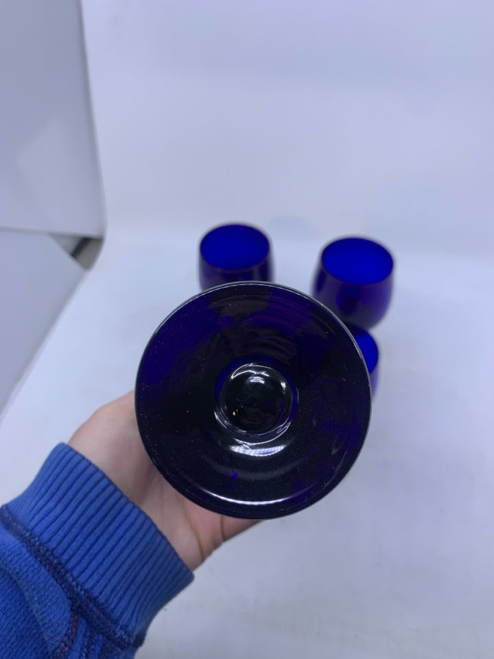 4 SMALL COBALT BLUE WINE GLASSES.