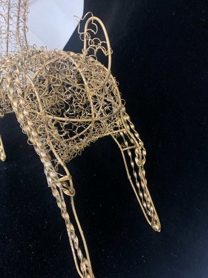 GOLD METAL REINDEER.