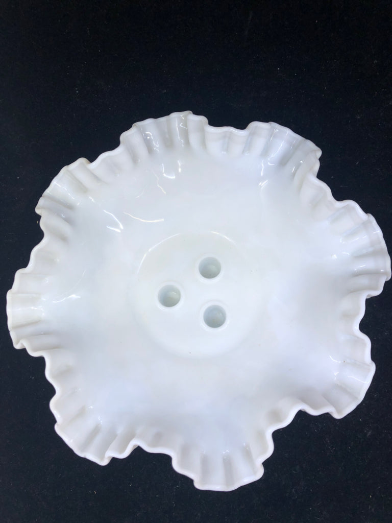 VTG MILK GLASS DIAMOND PATTERN 3PC HORN EPERGNE.