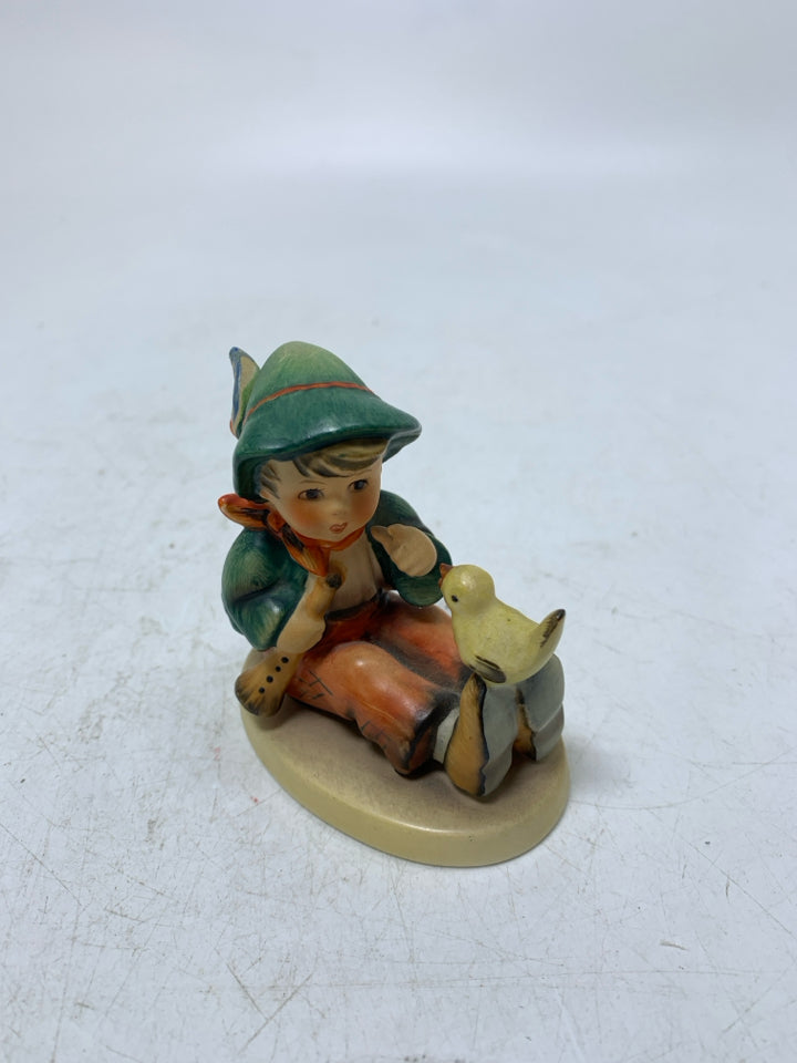 VTG HUMMEL "SINGING LESSON" #63 FIGURINE.