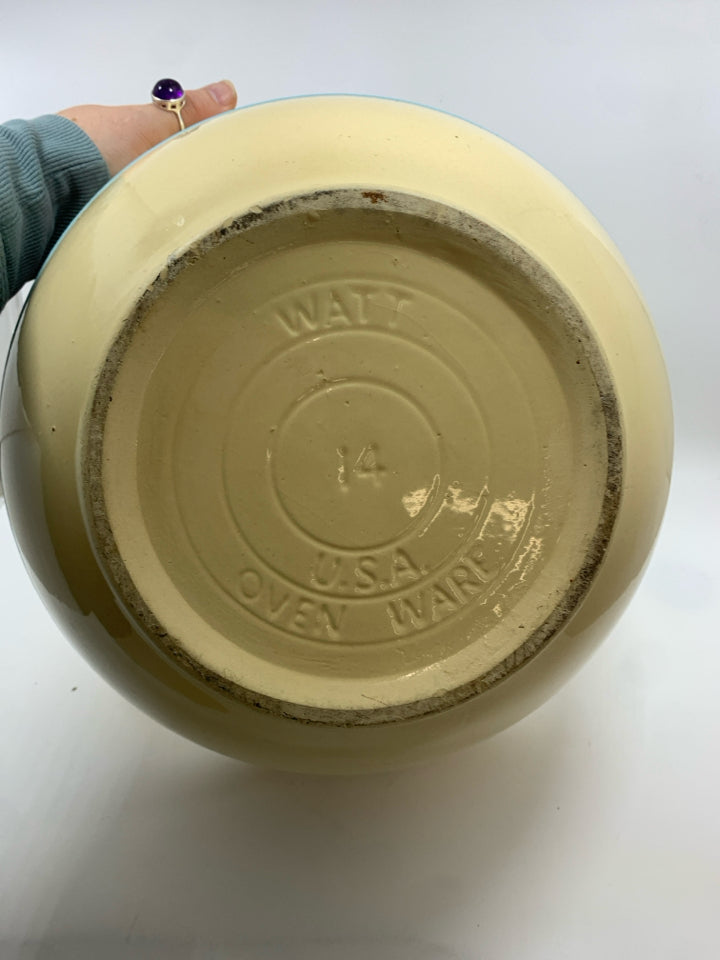 VTG HEAVY CREAM BOWL OVENWARE 14 USA.