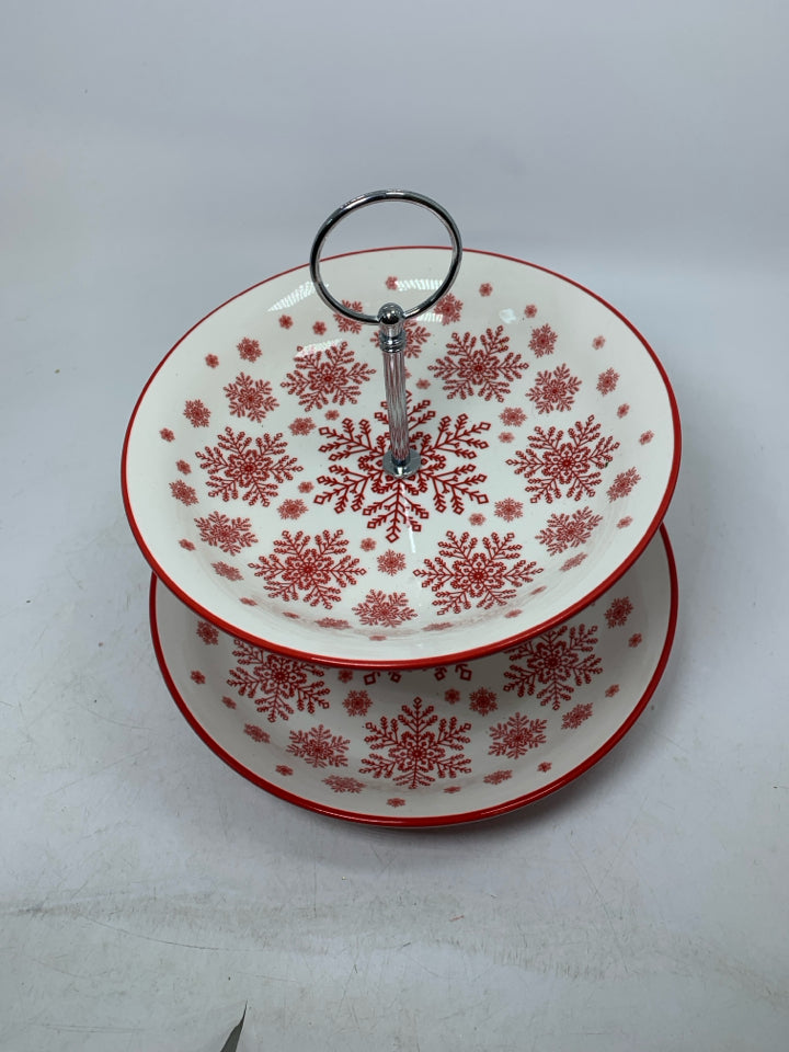 2 TIER WHITE SERVER W/ RED SNOWFLAKES.
