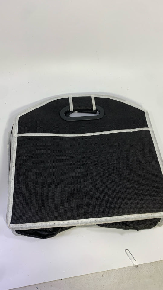 3-SECTION FOLDABLE GROCERY CARRIER.