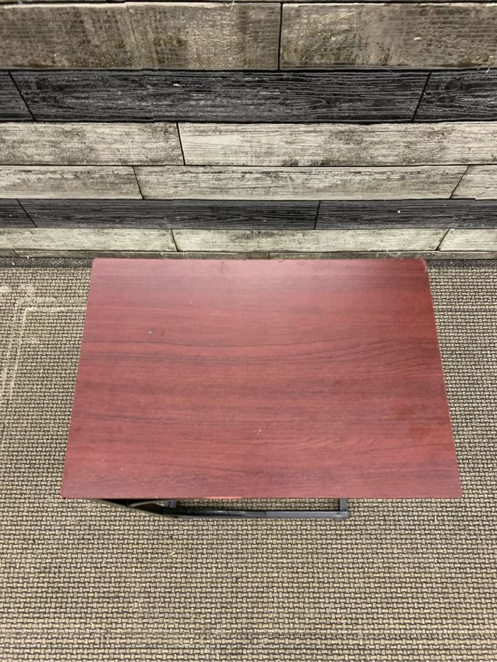 BLACK METAL WOOD TOP END TABLE W/BLUE SQUARES.