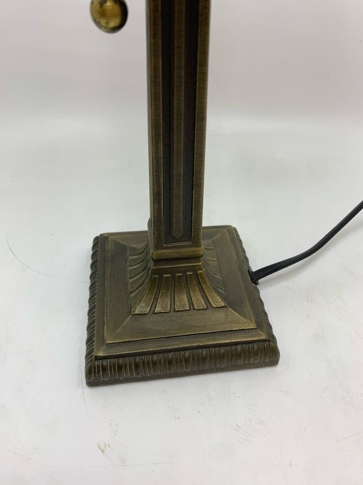 CELTIC STAINED GLASS LAMP.
