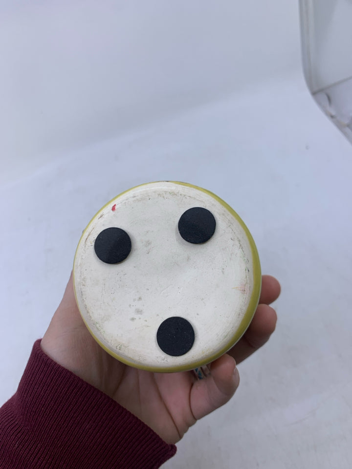 LIME GREEN CRACKLE DESIGN BUD VASE.