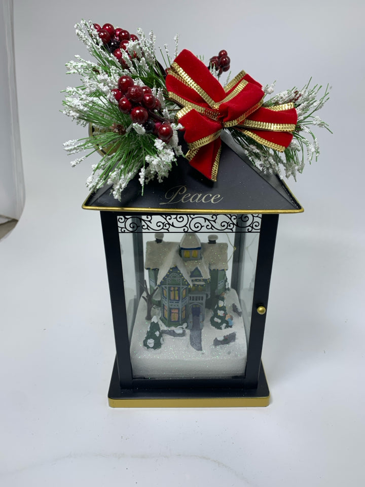 THOMAS KINKADE BRADFORD EXCHANGE JOY LANTERN "SPARKLE OF THE SEASON" LIGHTED.