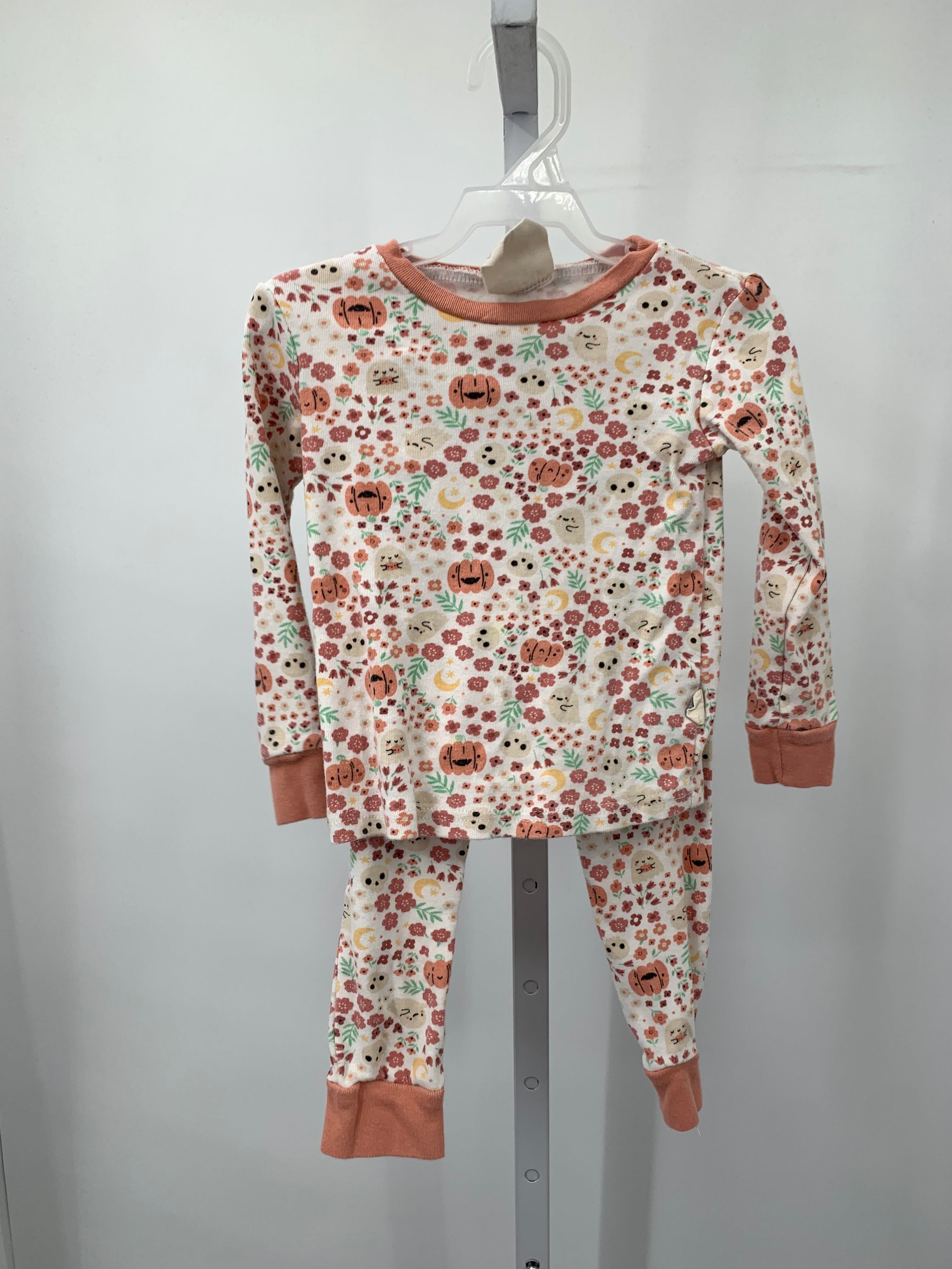 PAJAMAS FLOWERS GHOSTS AND PUMPKINS