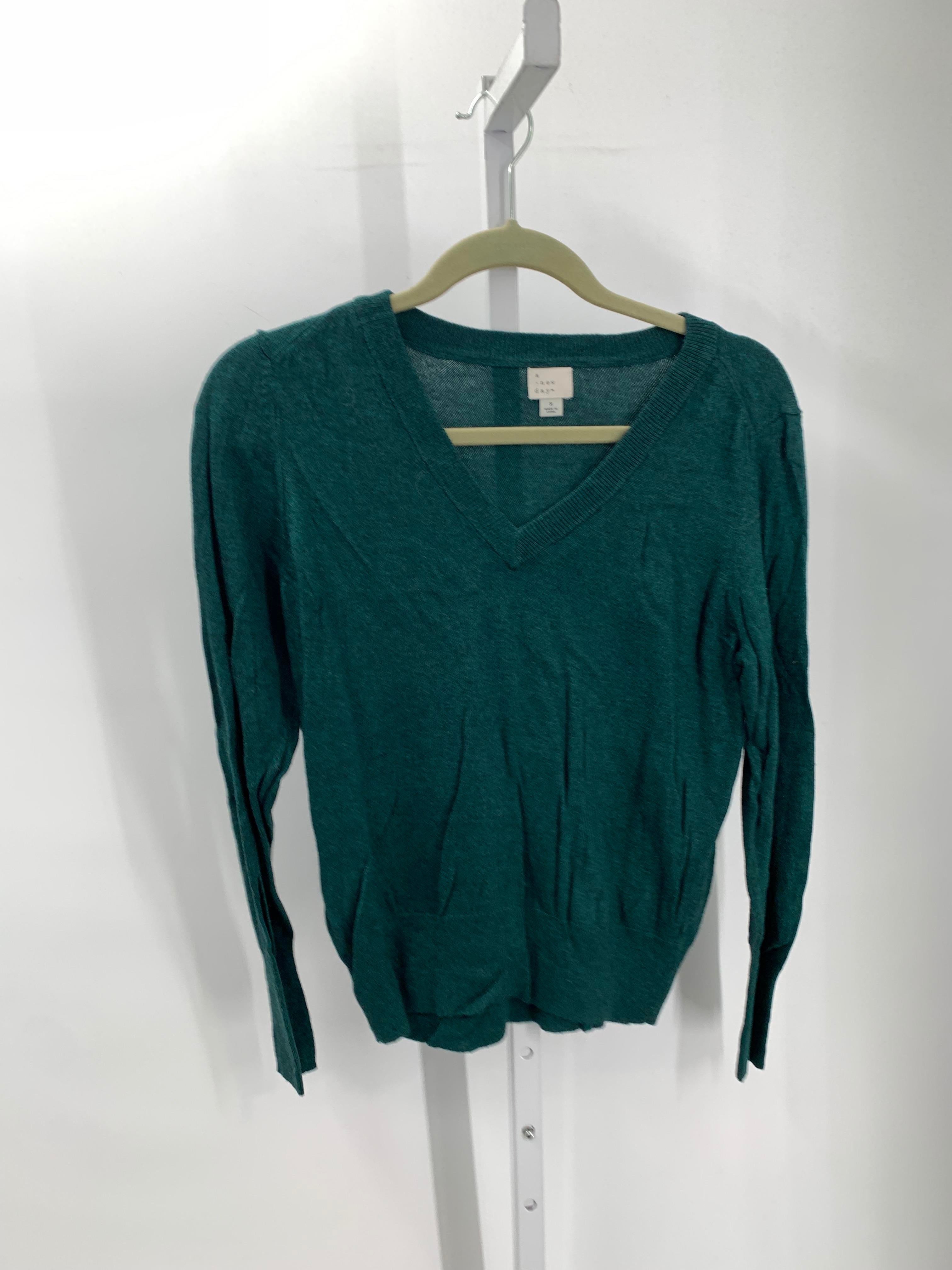 A New Day Size Small Misses Long Slv Sweater