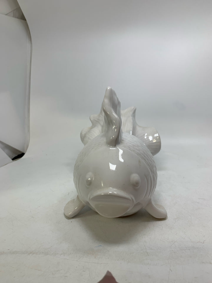 LARGE WHITE CERAMIC FISH W/ BIG TAIL.