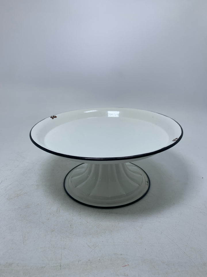 SHORT MINI ENAMEL CAKE STAND W/ BLACK EDGES.