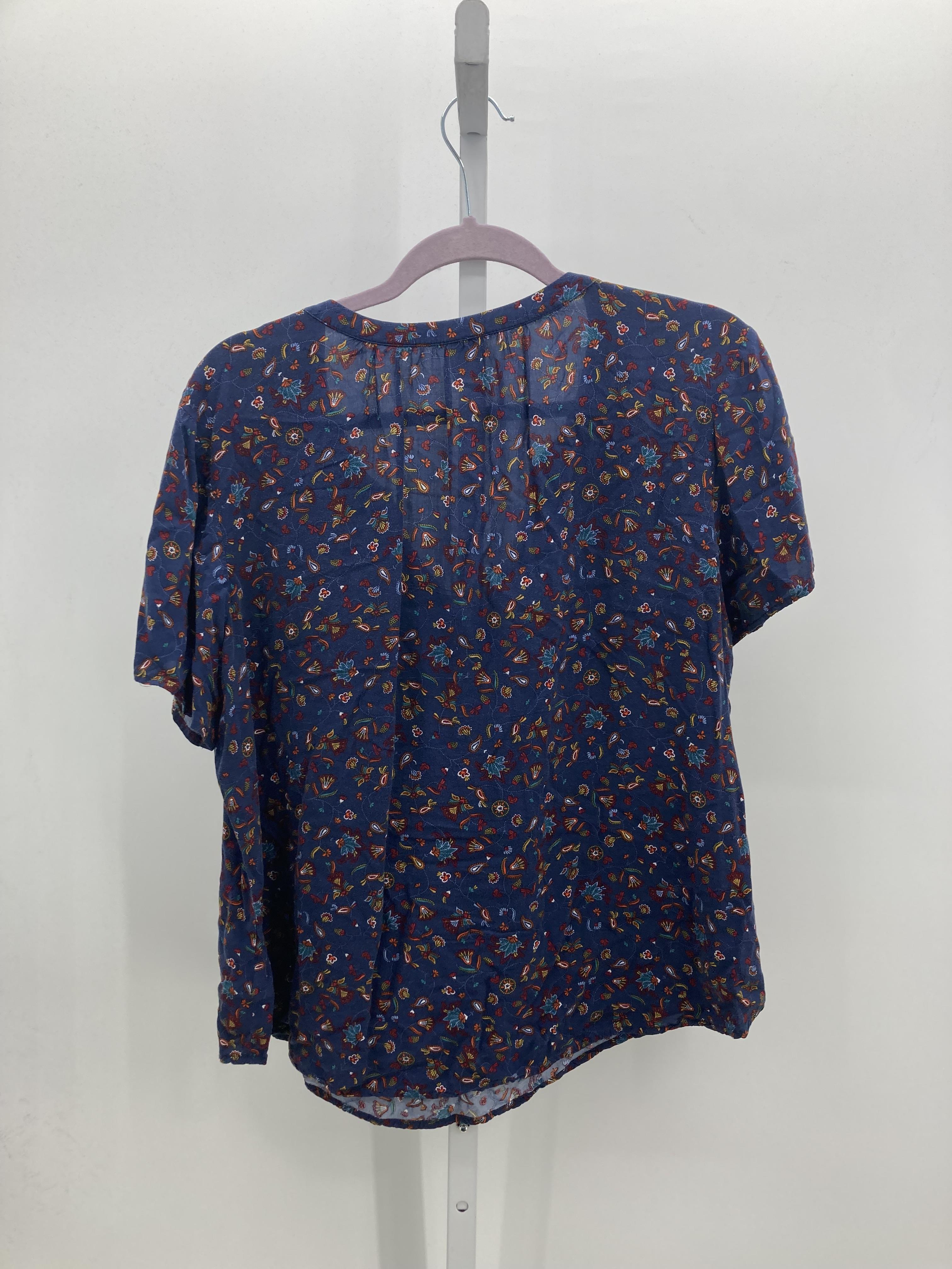 Old Navy Size Extra Large Misses Short Sleeve Shirt