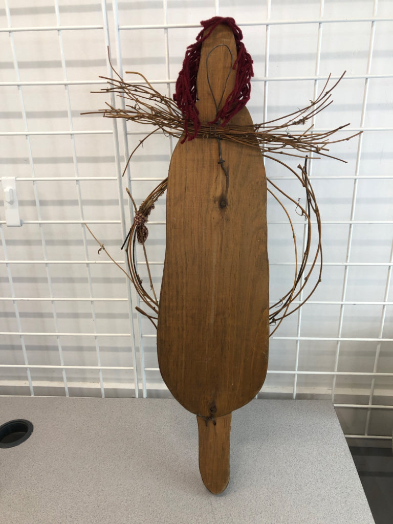 PRIMITIVE WOODEN LADY WALL-HANGING.
