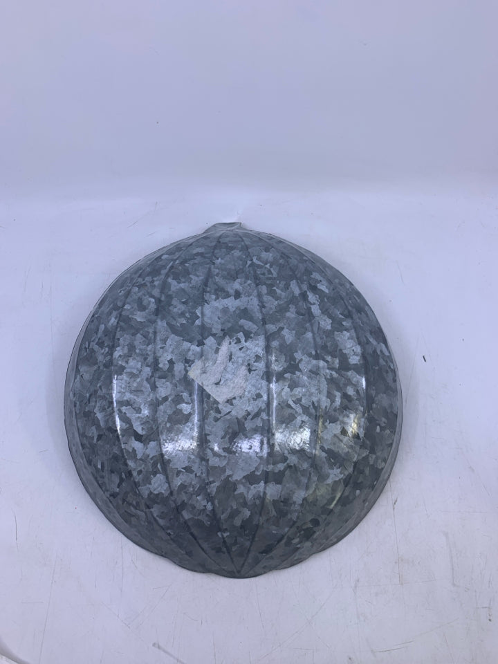 GALVANIZED PUMPKIN SHAPED BOWL.