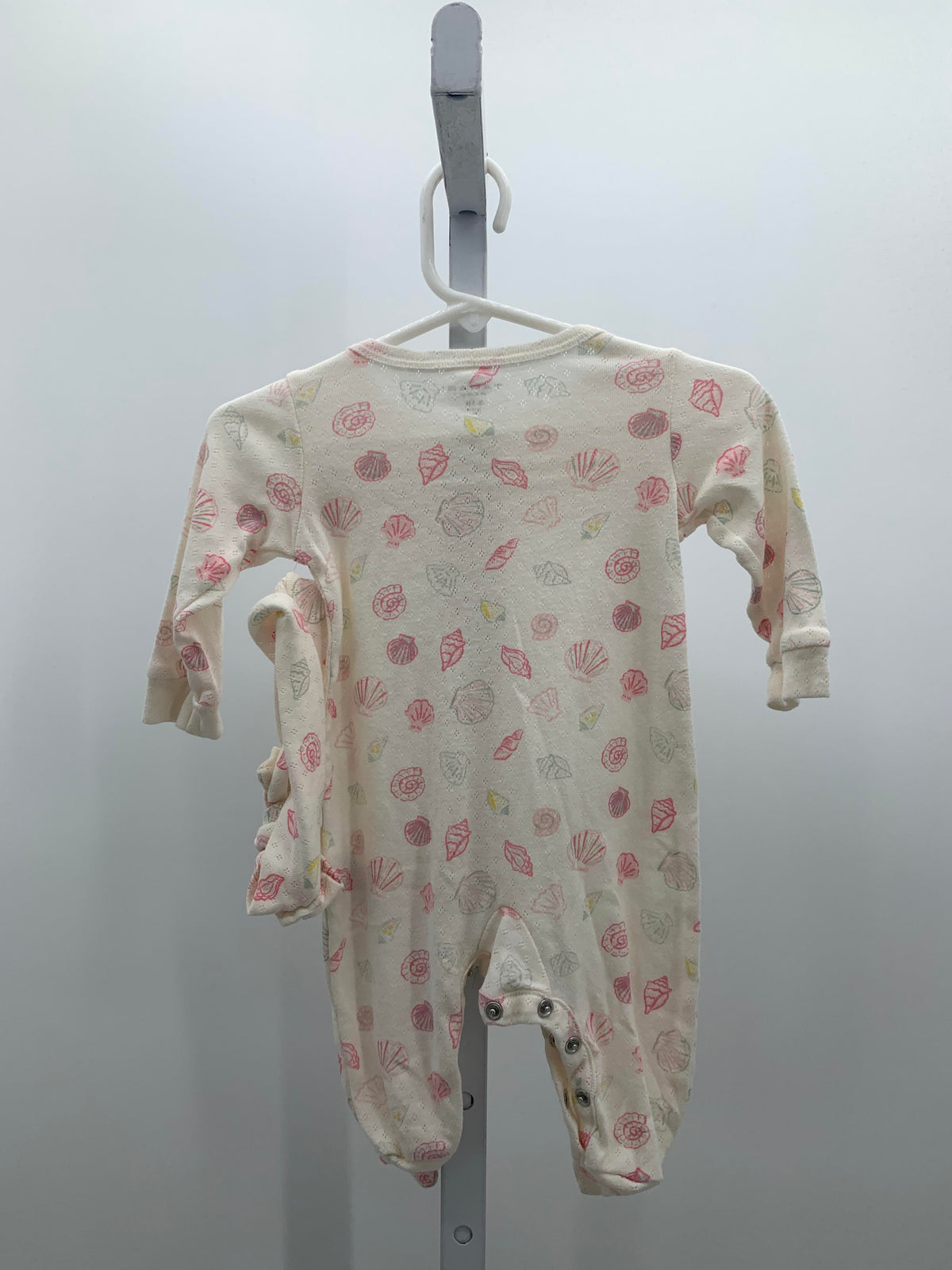 Tahari Size 0-3 months Girls Long Slv. Romper