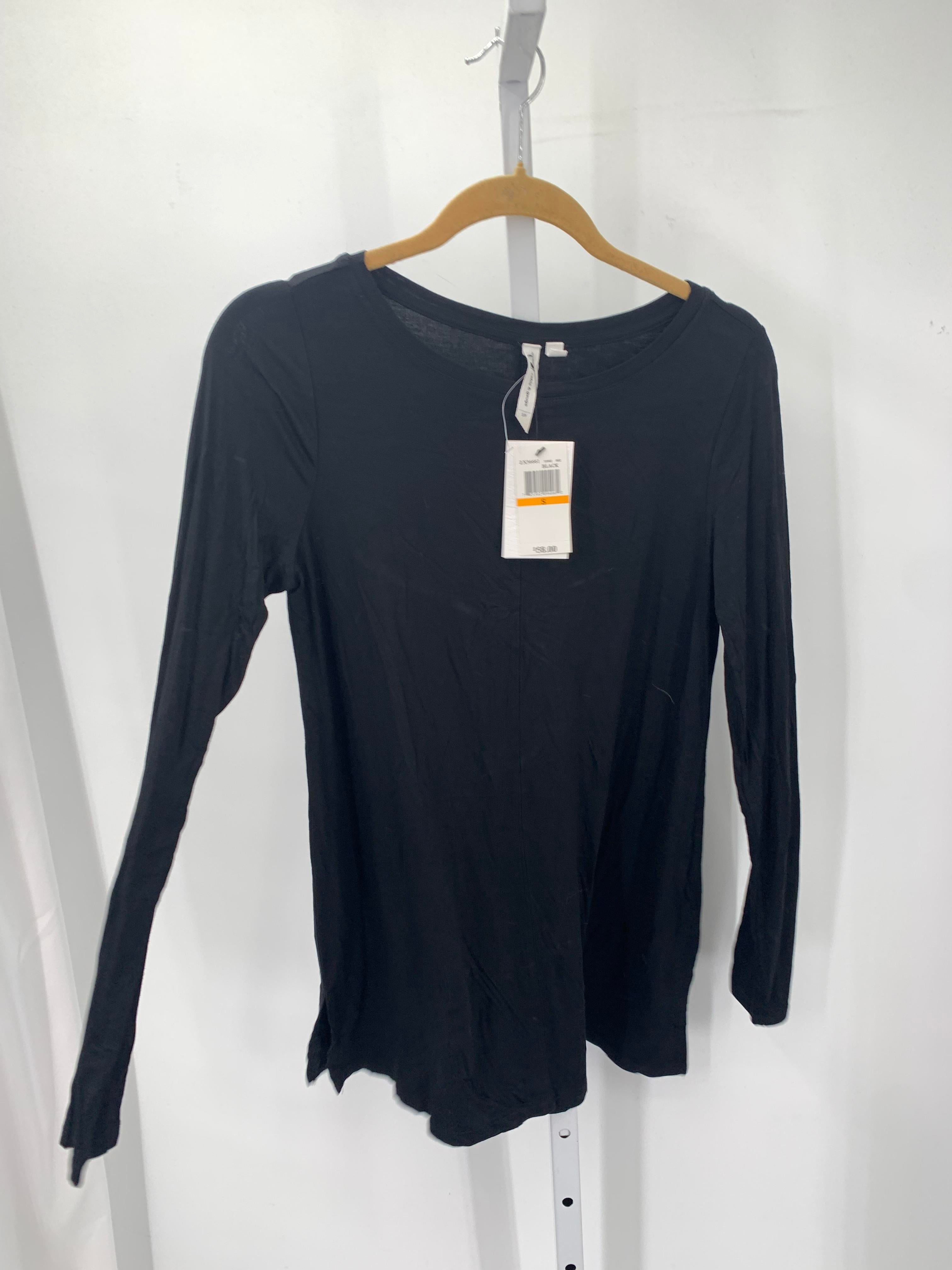 Cable & Gauge Size Small Misses Long Sleeve Shirt