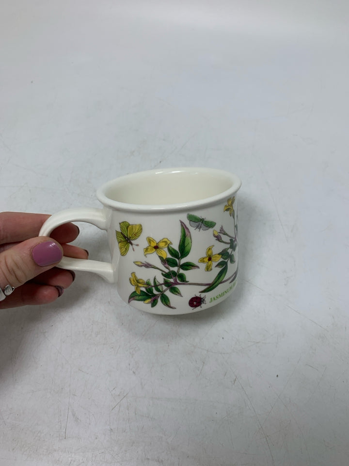 SMALL JASMINUM REVOLUTUM MUG.