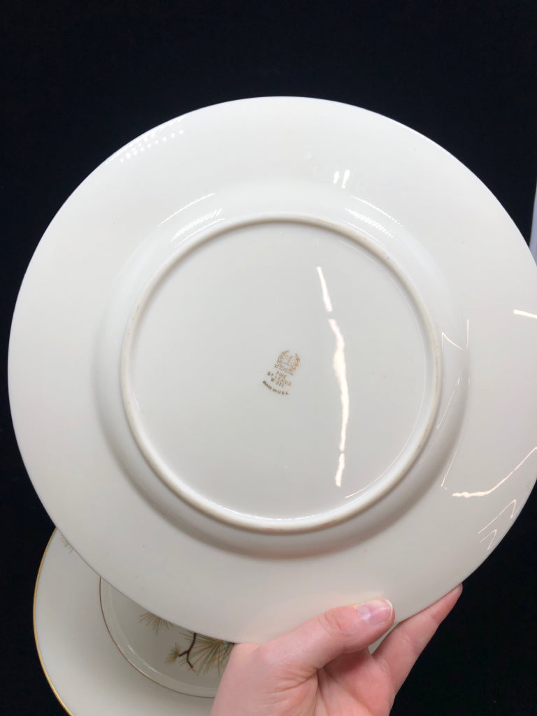 32PC PINECONE DISH SET - LENOX - SRV FOR 6.
