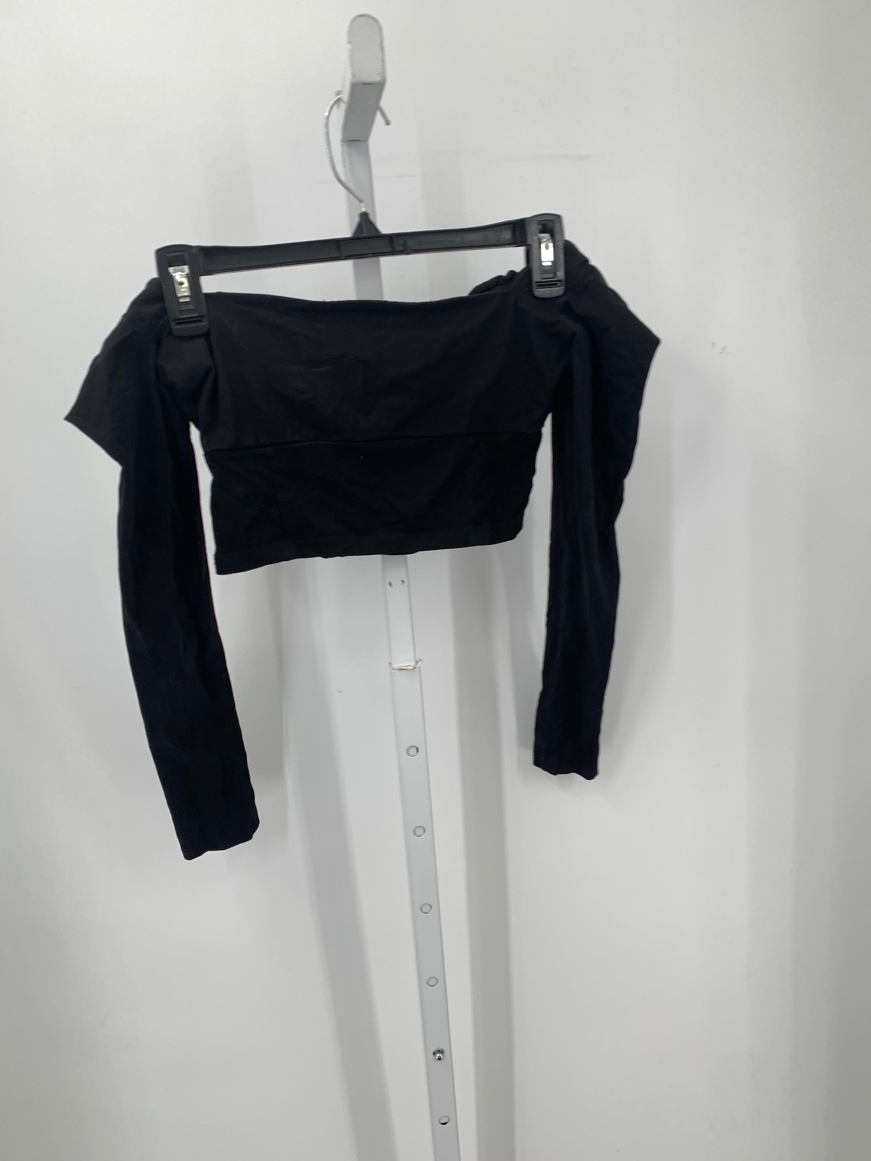 Size 4 Juniors Long Sleeve Shirt