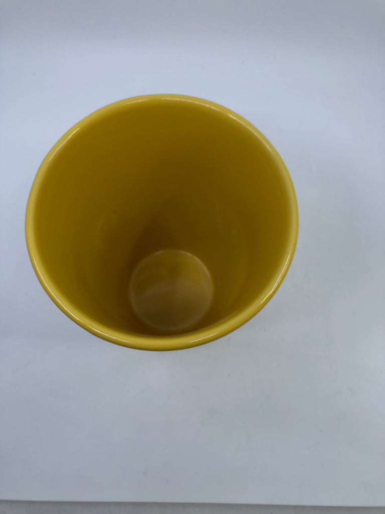 LARGE YELLOW VASE.